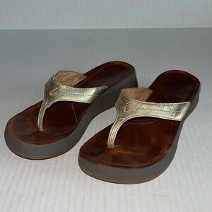 Olukai Lani Gold Strap Wedge Flip Flops Sandals
